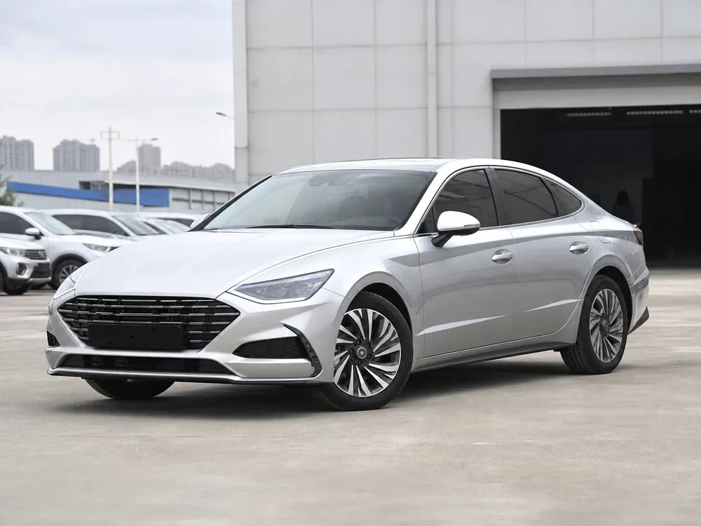 Hyundai Sonata 2 2021 Pearl White Korean used sedan for export